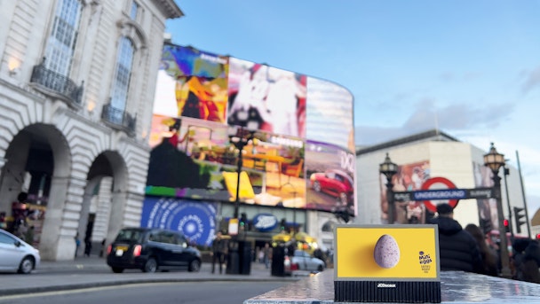 Piccadilly Circus billboard